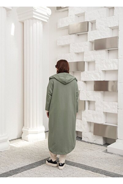 CELTMODA Women's Pocketed Hooded Oversized Buttoned Sports Cap - Green