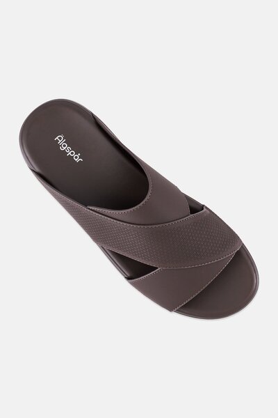 Algspar Men Textured Slip On Sandals, Brown