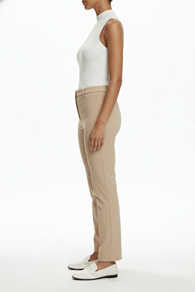 ON Stoned Sleeveless Knitwear Blouse