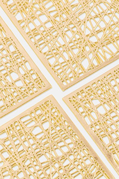 Catherine Malandrino 4 Pieces Dining Placemats, Gold