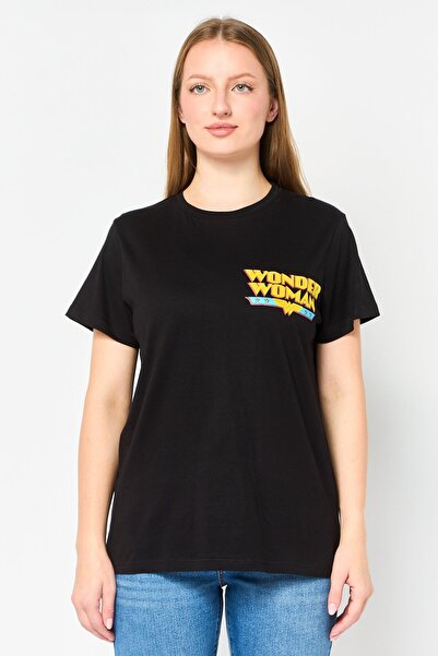 Disney تي شيرت Wonder Women برقبة دائرية وأكمام قصيرة وطبعة جرافيكية، أسود