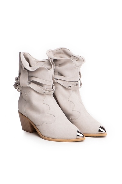 Vanilla Days Emira Premium Suede Boots Off-White Grey with Silver Accents
