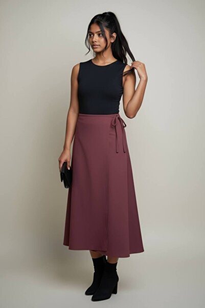 Butik Kadın yandan bağlamalı sucuba etek