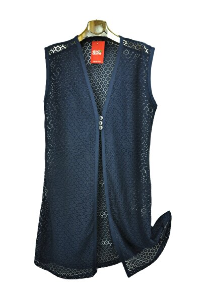 elma abone Plus Size Lace Three Button Vest