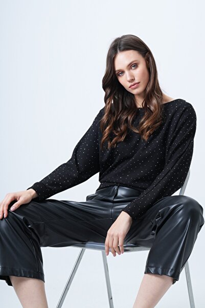 VAGGON Women's Black Batwing Sleeve Stone Detailed Boat Neck Blouse Vs01547