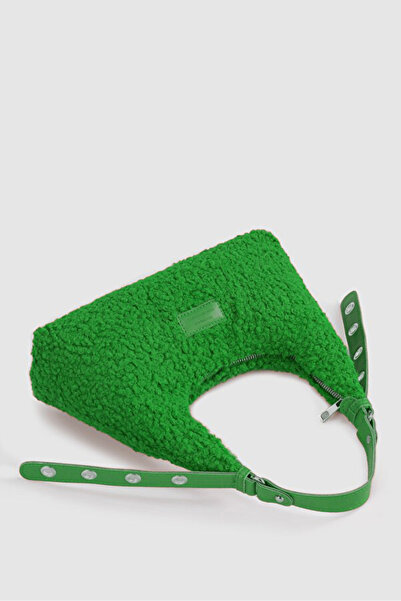 KOÇAK ÇANTA Women's Faux Fur Woven Baguette Bag