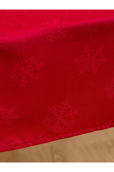 LC Waikiki Sparkling Choices from Shining Store | Snowflake Embroidered Runner 40X120 cm