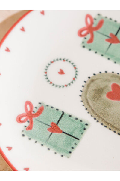 LC Waikiki Sparkling Choices from Shining Store |   Christmas Themed Porcelain Cake Plate 19 cm