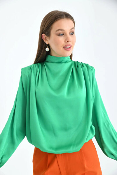 Lujiz Kadın Gömlek Arkası Fermuarlı Vatkalı Omuz Dökümlü Saten Gömlek Yeşil -...