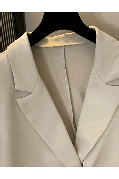 Sheya Shein jacket, cream