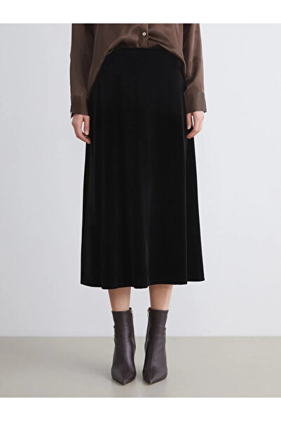 LC Waikiki LCWAIKIKI Κλασική μαύρη βελούδινη φούστα με ελαστική μέση σε γραμμή Α