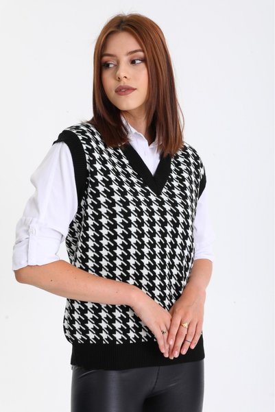 Abasic Sweater Knitwear with Goose Feather Detail