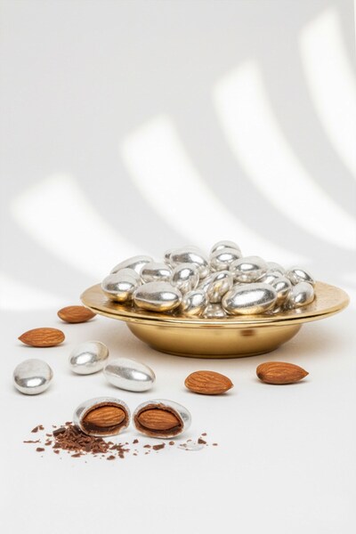 Paşa Dairesi Gümüş Renkli Çikolata Kaplı Badem Şekeri 250 gr