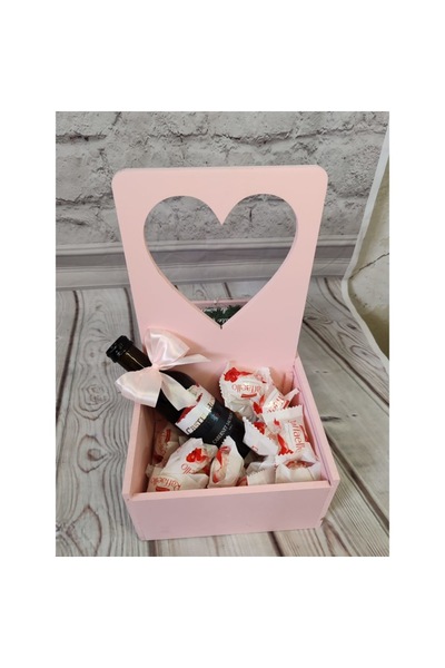 aom Gift box with message for mom with stabilized moss, wine and chocolates, pink