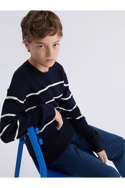 LC Waikiki Crew Neck Striped Boy's Knitwear Sweater