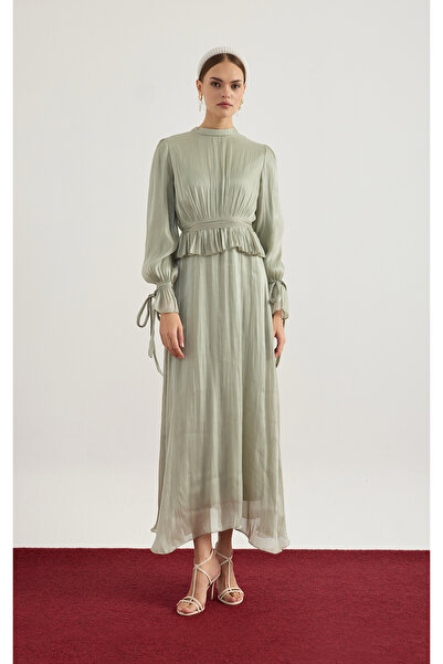 Birgül Bektaş Φόρεμα Janjan λεπτομέρεια με σούρες