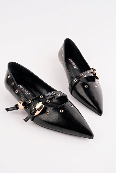 Madam Tarz حذاء راقصة الباليه ROSE-215 ذو الحزام المزين بالدبابيس