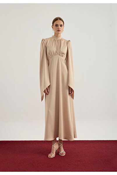 Birgül Bektaş Wide Sleeve Detailed Dress