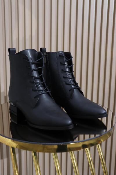 DERİ KABUSU أحذية نسائية برباط 196