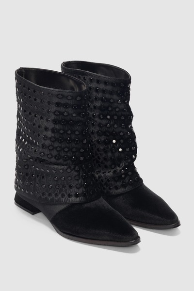 selin shoes Vionne Kadife Kumaş Üzerine Siyah Taş Detaylı Alçak Topuklu Kadın Bot- SİYAH