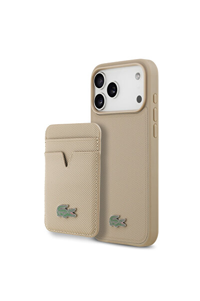 Lacoste حافظة آيفون 17 برو ماكس مرخصة من M-safeli مصنوعة من البولي يوريثان بنمط بيكيه مع شعار معدني وحامل للبطاقات باللون البيج