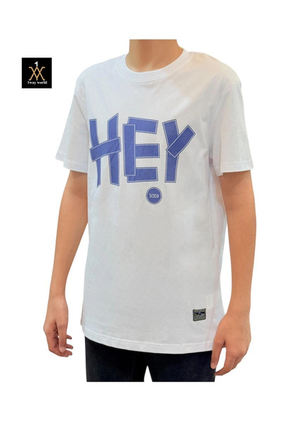 1way تيشرت ذات طابع شبابي وعصري