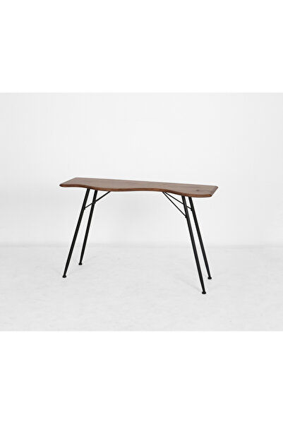 DEC13 Modern entrance table with a luxurious and distinctive design