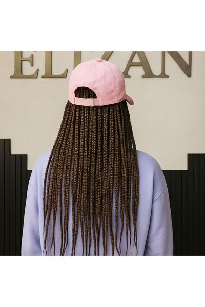 YASEMİN KAPLAN قبعة شعر مضفرة - قبعة راستا بنية اللون - تسريحة شعر عملية - قب...