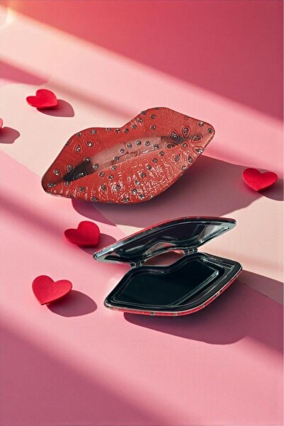 Valmont Accessories Kırmızı Renk Dudak Figürlü Taşlı Cep Aynası