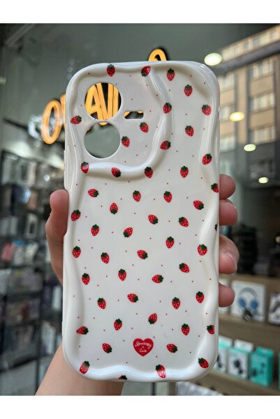 OVADA VİVO Y22S Uyumlu Kamera Korumalı Dalga Kenarlı Çilek Baskılı Silikon Kılıf