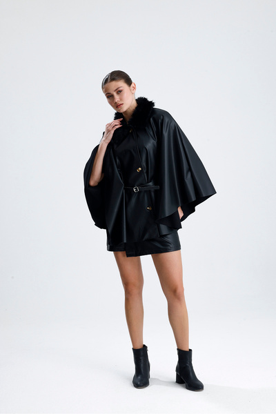 jöns since 1997 Women's Fur Collar Leather Poncho with Belt and Buttons