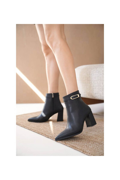 trender Buckle Heeled Black Women's Boots & Booties 76-711