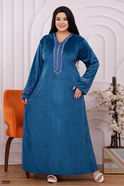 Generies High-quality Moroccan velvet jalabiya with a stunning design