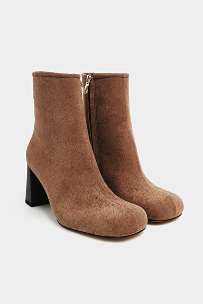 NİŞANTAŞI SHOES Juno Taba Süet Fermuarlı Kalın Topuklu Küt Burun Kadın Bot