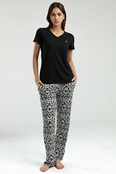 Soweto Home Wear Set – V-Neck Short Sleeve Top, Patterned Pants