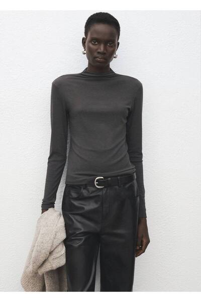 MANGO Woman Dik yaka tişört