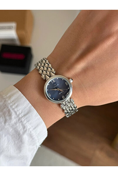 RoseandRoses Kyrie Basic Model Women's Wristwatch