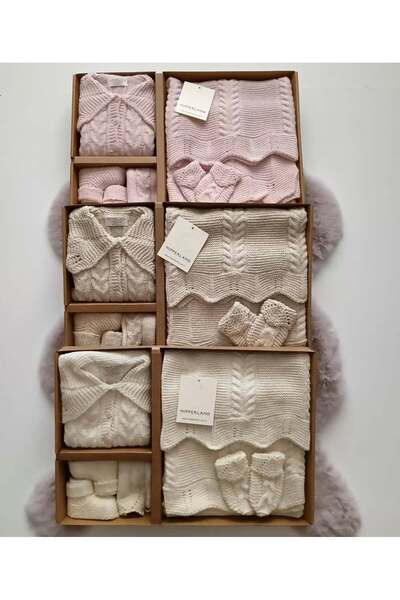 Nipperland 100% Cotton Lace-Like Knit 5-Piece Hospital Discharge Set