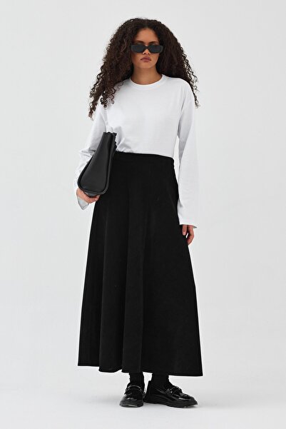 QANU Mira Skirt Black