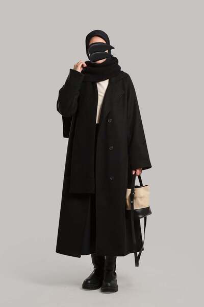 Emare Double Breasted Stamped Coat