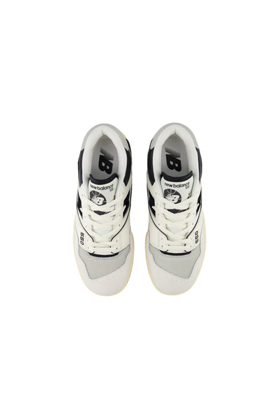 New Balance 550 عبوة ملح البحر الأسود