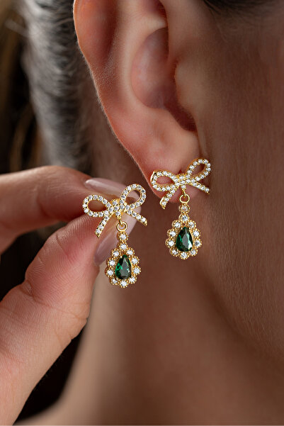 Silvano Jewelry 925 Ayar Gümüş Altın Kaplama Fiyonklu Zümrüt Yeşili Küpe