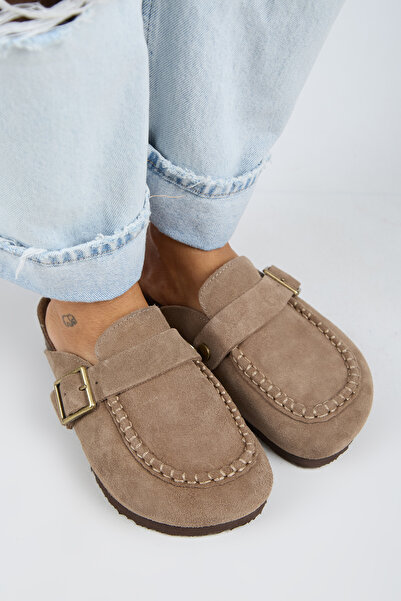 Manijero Premium Arya Series Genuine Leather Soft Footbed Closed-Front Casual Slippers