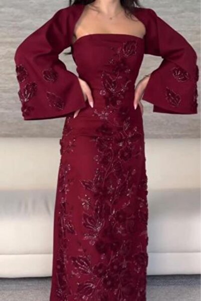 Gold Silver GS-700 فستان سهرة عنابي اللون مع تطريز مميز