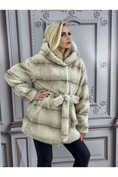 GLAMSI Luxury eco-fur jacket with drawstring and snaps