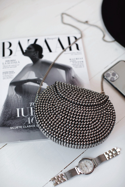 MOZAIQUE BAGS Unique metal applique bag