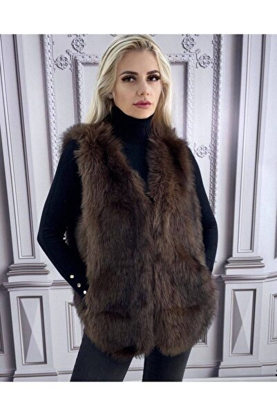 GLAMSI Women's premium organic fur vest with accessorized details
