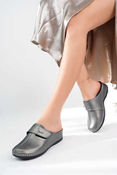 Behtah Kundura Women's Anatomical Thick Comfortable Sole Medical Mother Slippers Street Slippers