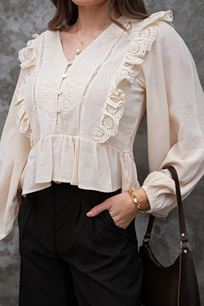 FancyWorld Ruffled Button Detailed Fisto Brode Pattern Embroidered Blouse