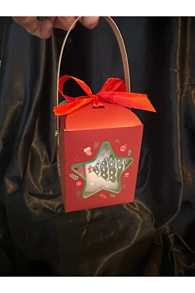 magnocandles Yılbaşı hediye kutusu konsept hediye yılbaşı kupası, çorap, yılbaşı tebrik kartu